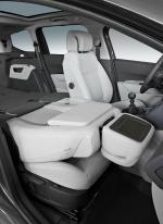 Peugeot 5008 2009 года